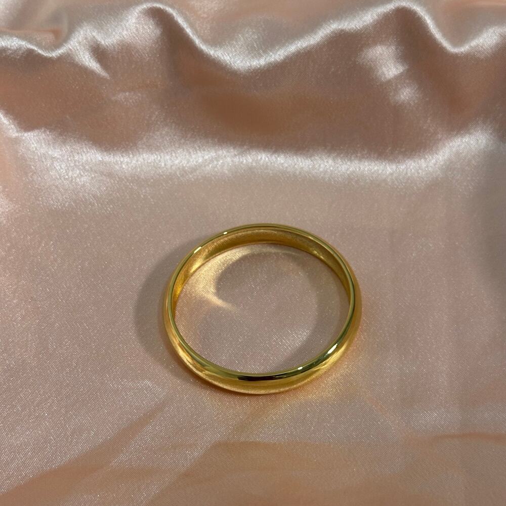 Gold Bangle - Picture 3 of 8